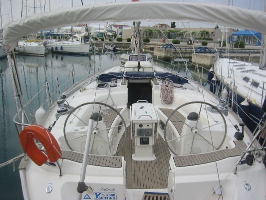 108 Unsere Yacht die INFINITY.jpg